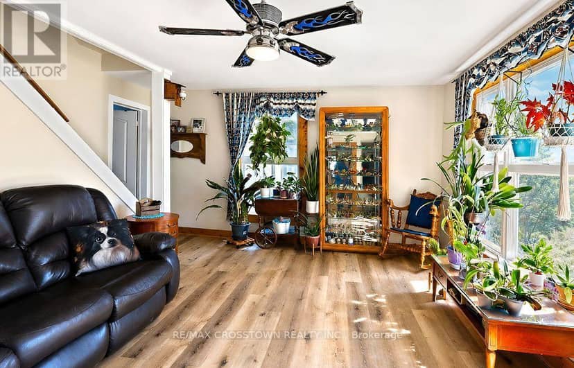 66 Maple Street — photo 15 of 34