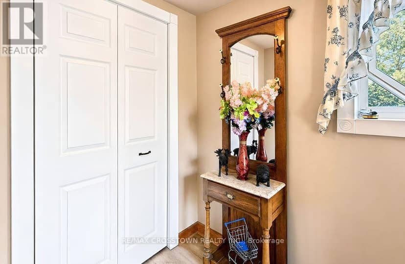 66 Maple Street, Tay, photo 8