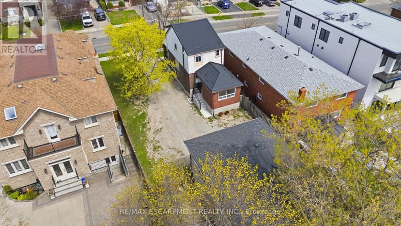 1049 Glencairn Avenue, Toronto, photo 5
