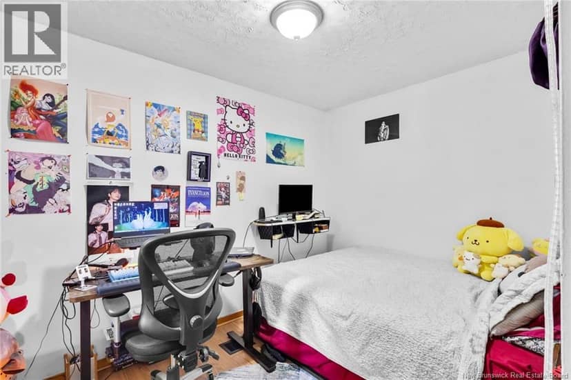 241 Saunders Street — photo 35 of 40