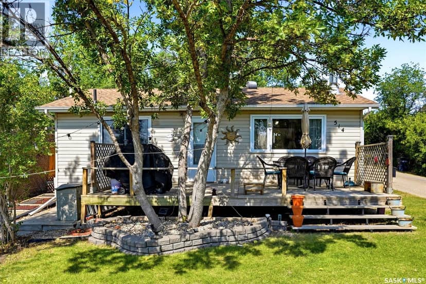 514 Idylewylde AVENUE, Saskatchewan Beach, photo 2