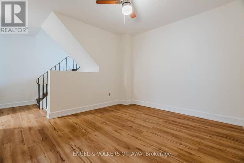 8 Almond Lane — photo 7 of 29