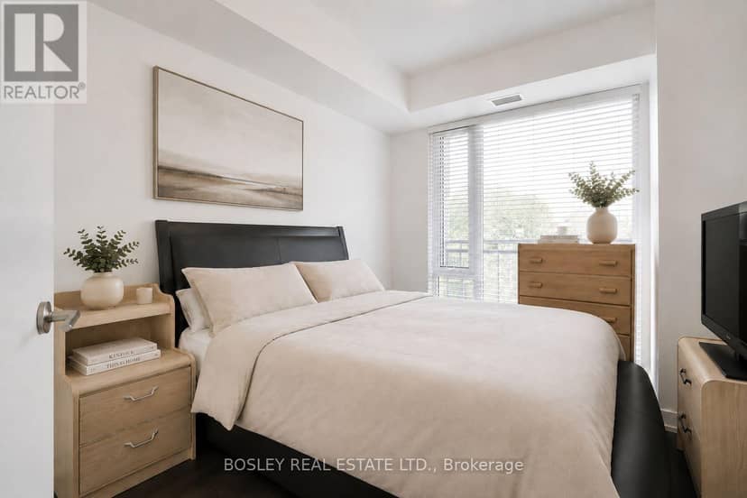 209 - 223 St Clair Avenue — photo 10 of 15