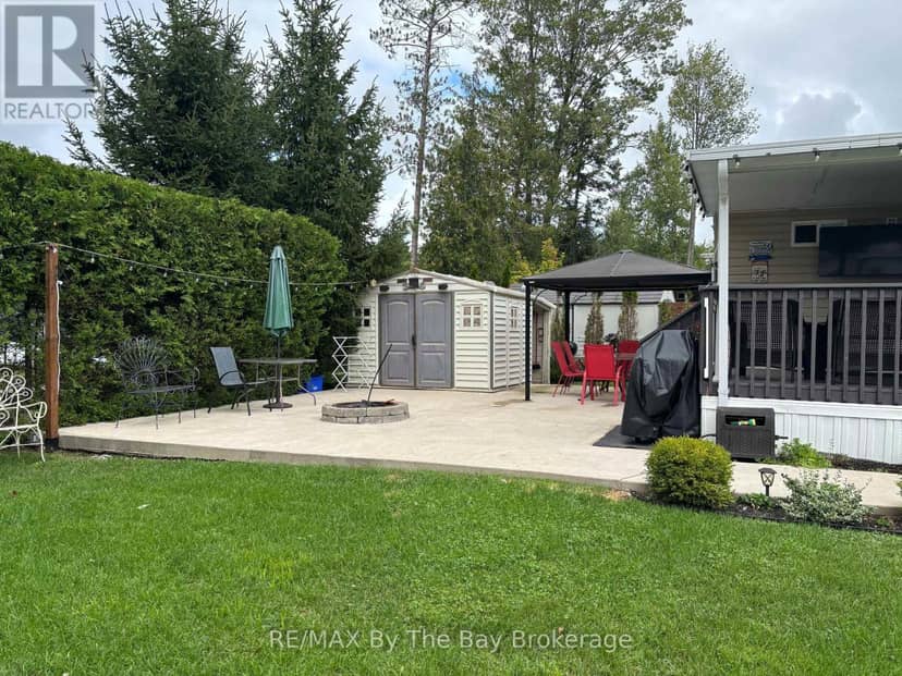 8 Kenora Trail — photo 2 of 28