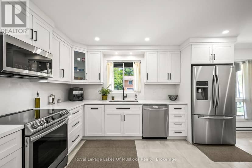 571 David Street E, Gravenhurst