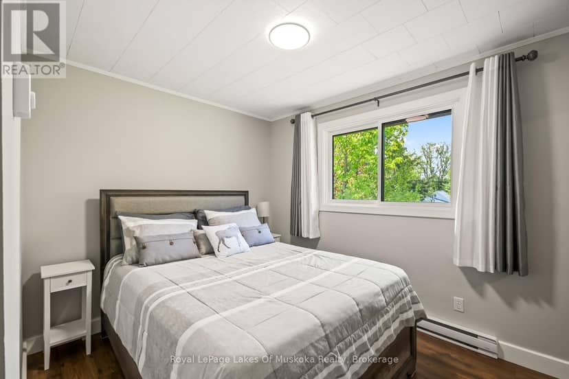 571 David Street E — photo 17 of 34