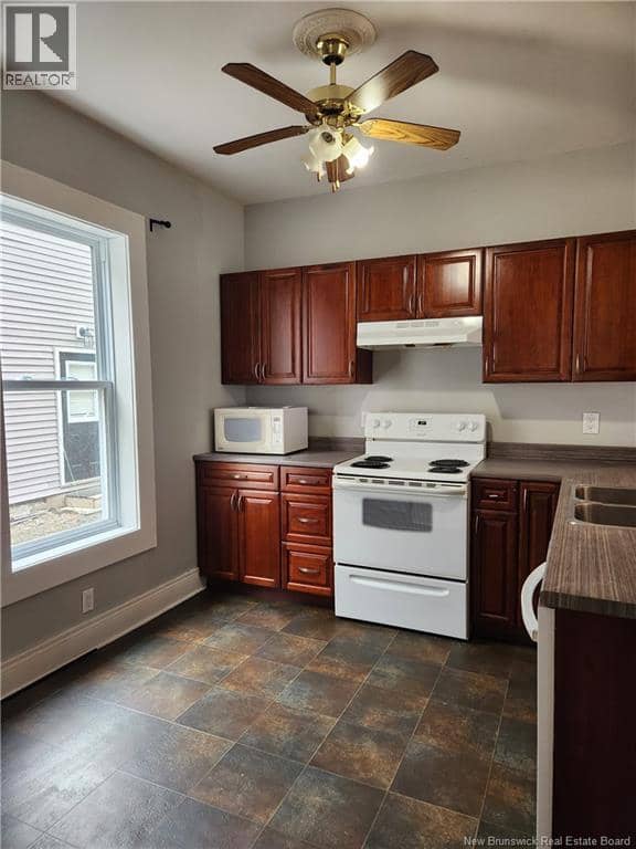 261-263 Lutz Street — photo 9 of 40
