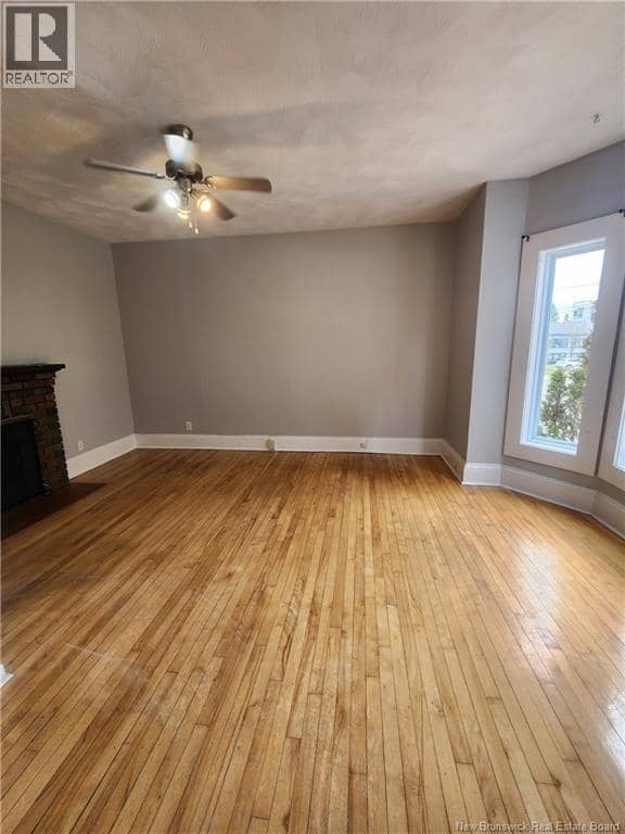 261-263 Lutz Street — photo 6 of 40