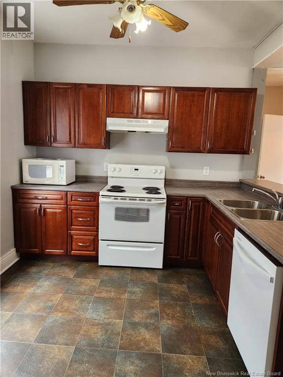 261-263 Lutz Street — photo 10 of 40