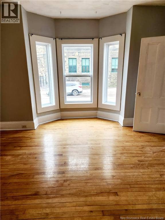 261-263 Lutz Street — photo 5 of 40