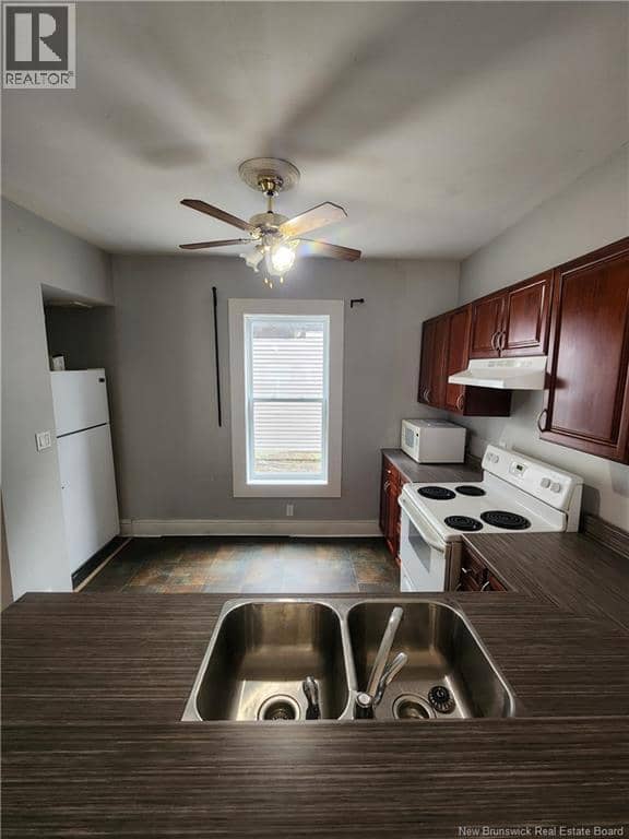 261-263 Lutz Street — photo 13 of 40