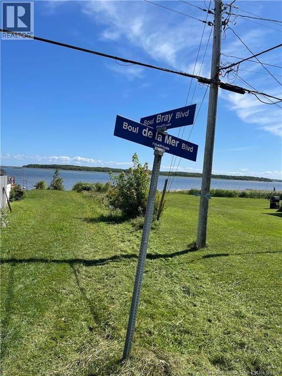 66 Bray Boulevard — photo 9 of 15