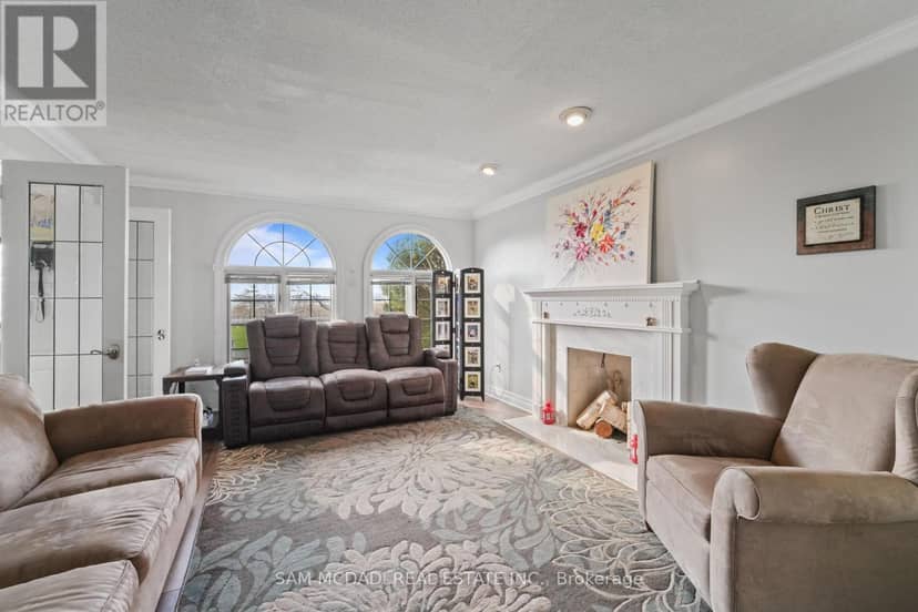 225 Park Road S, Grimsby, photo 8