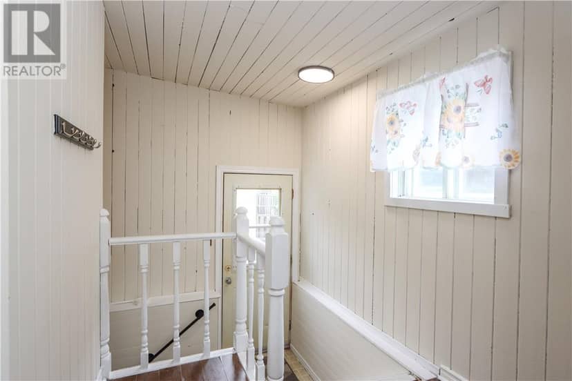 12 Oakwood Avenue — photo 20 of 40