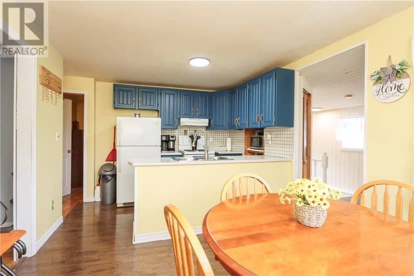 12 Oakwood Avenue, Capreol, photo 4