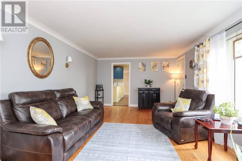 12 Oakwood Avenue — photo 12 of 40