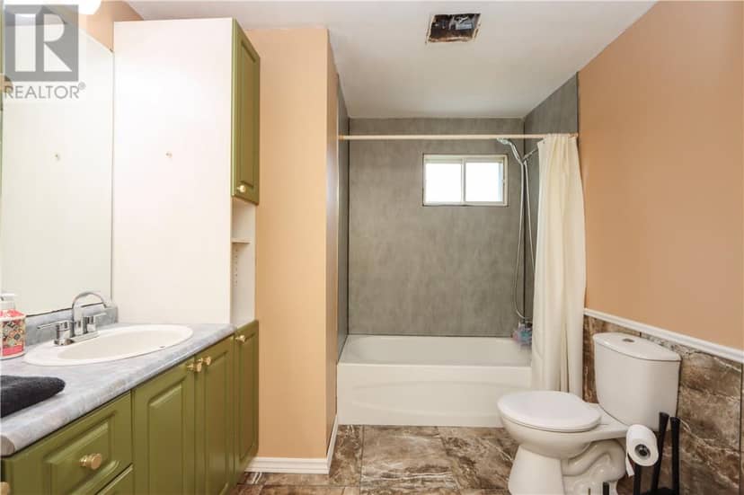 12 Oakwood Avenue — photo 14 of 40
