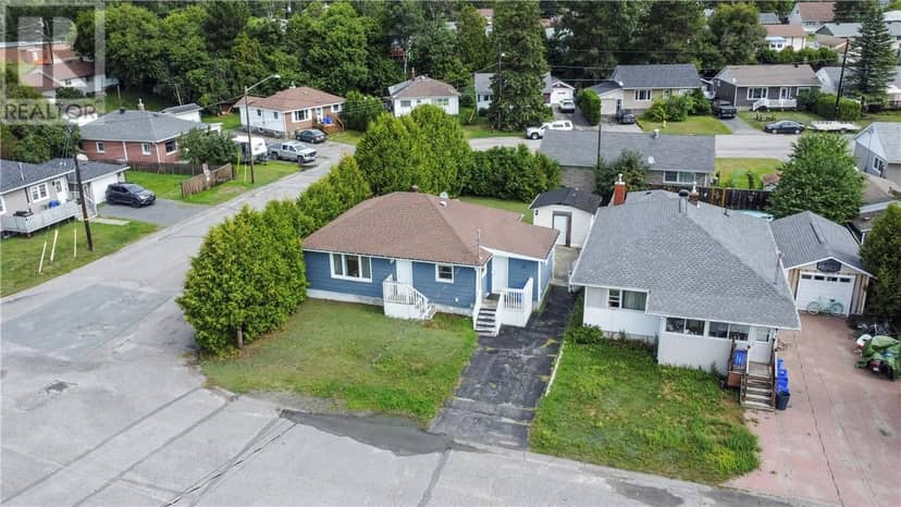 12 Oakwood Avenue — photo 40 of 40