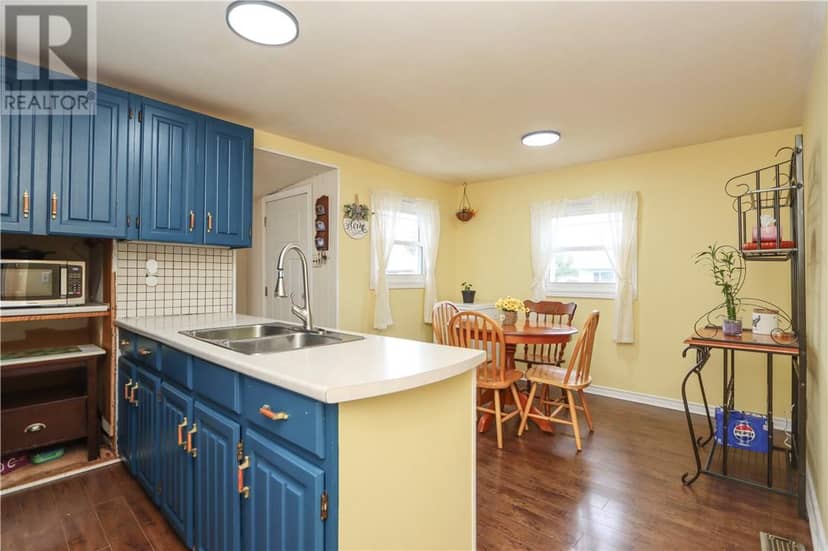 12 Oakwood Avenue, Capreol, photo 6
