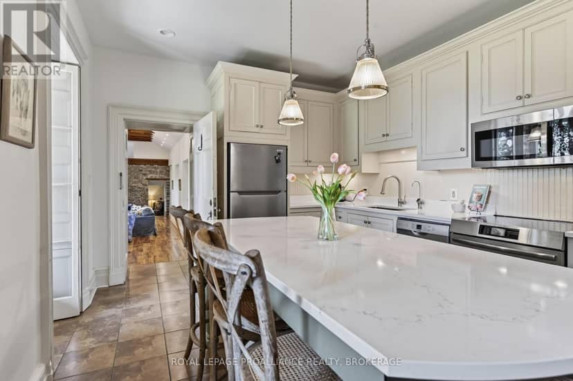 1105 County Road 2 — photo 12 of 40