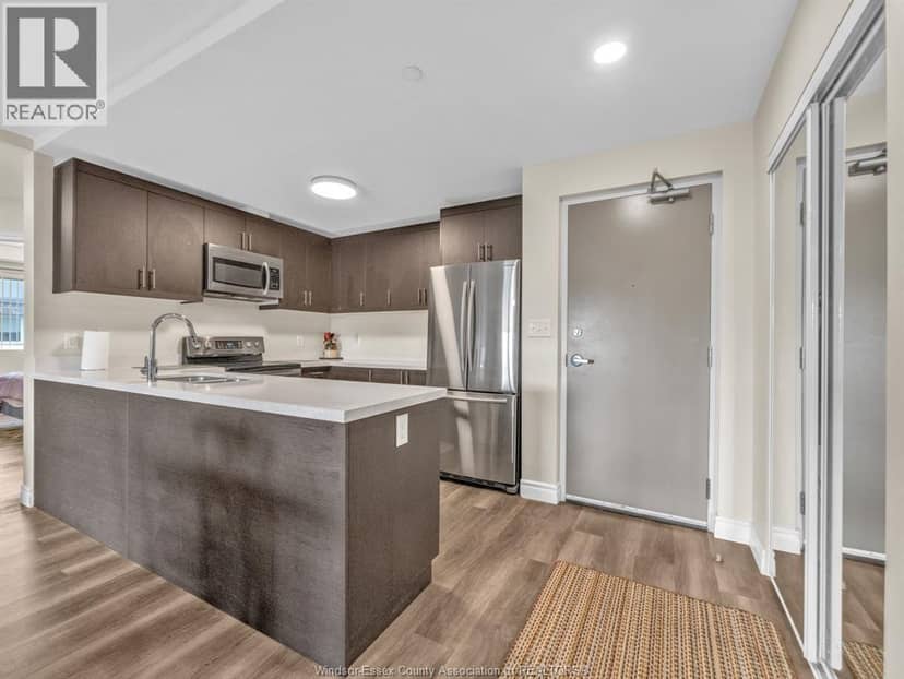 1611 Banwell ROAD Unit# 217 — photo 11 of 40