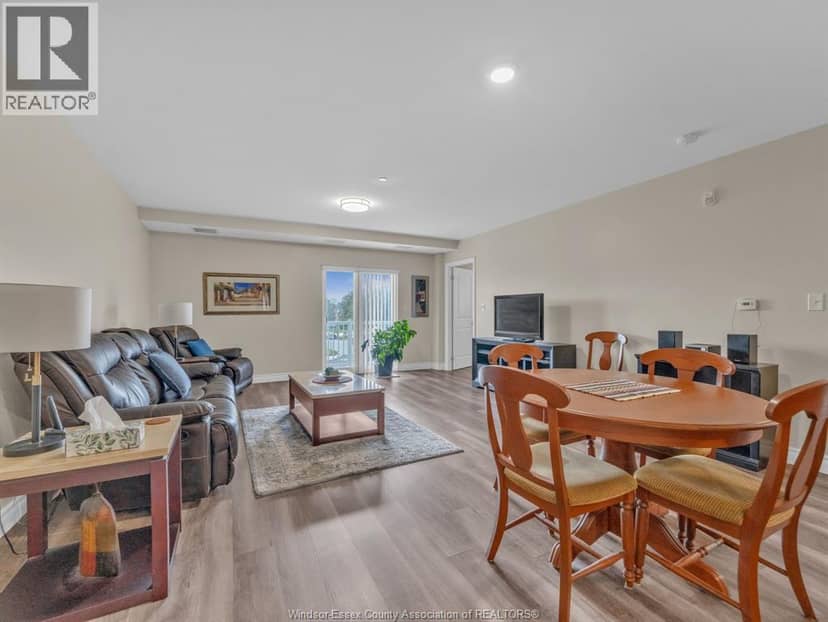 1611 Banwell ROAD Unit# 217 — photo 5 of 40