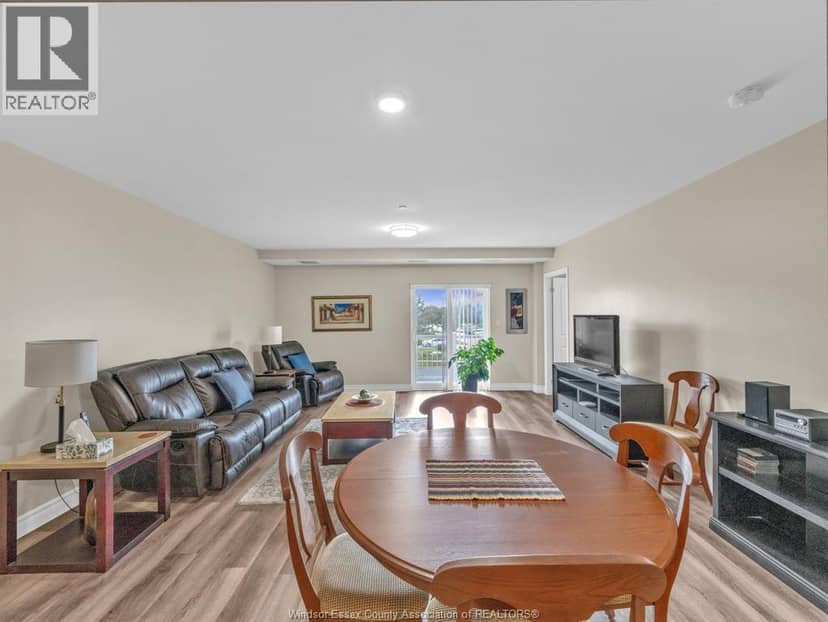 1611 Banwell ROAD Unit# 217 — photo 4 of 40
