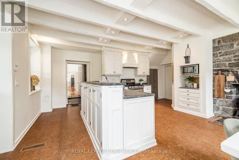 492 River Road — photo 12 of 40