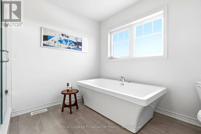 998 Trailsview Avenue — photo 35 of 40