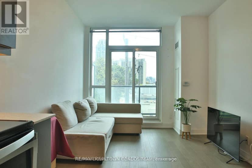 303 - 1486 Bathurst Street, Toronto, photo 4