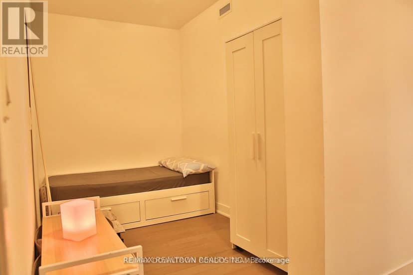 303 - 1486 Bathurst Street, Toronto, photo 5