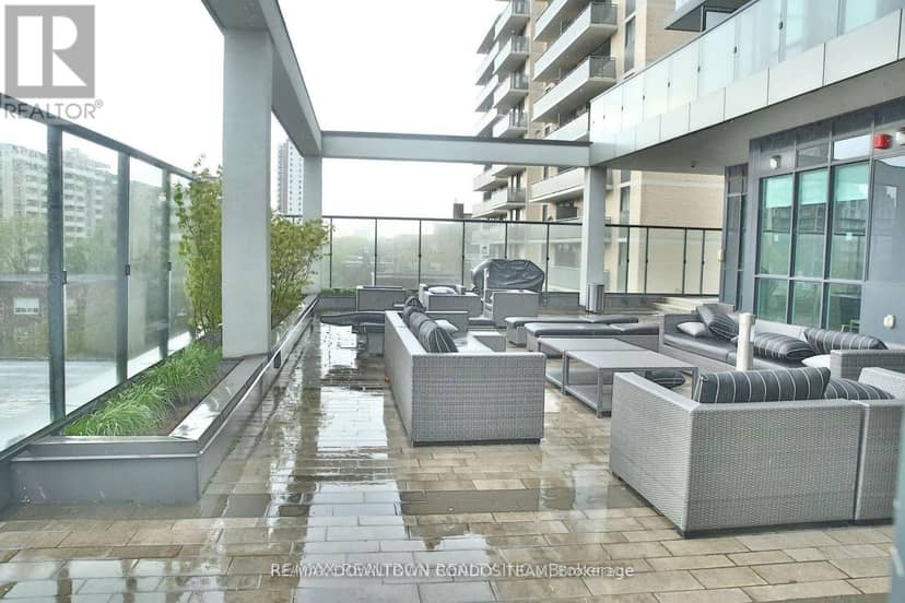 303 - 1486 Bathurst Street — photo 9 of 12