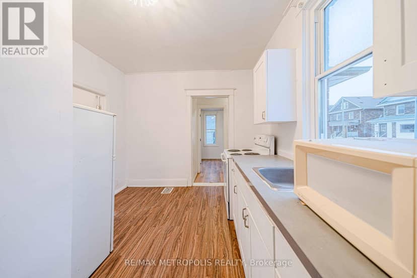 240 Division Street — photo 14 of 40