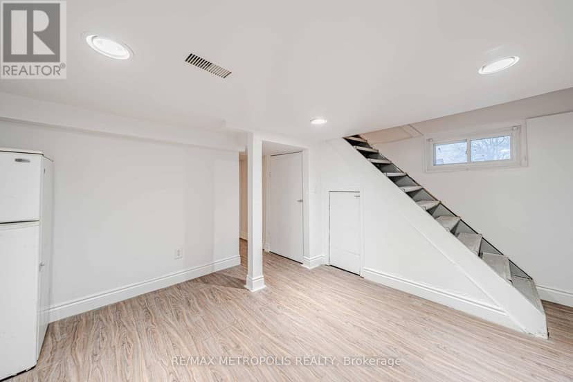 240 Division Street — photo 17 of 40