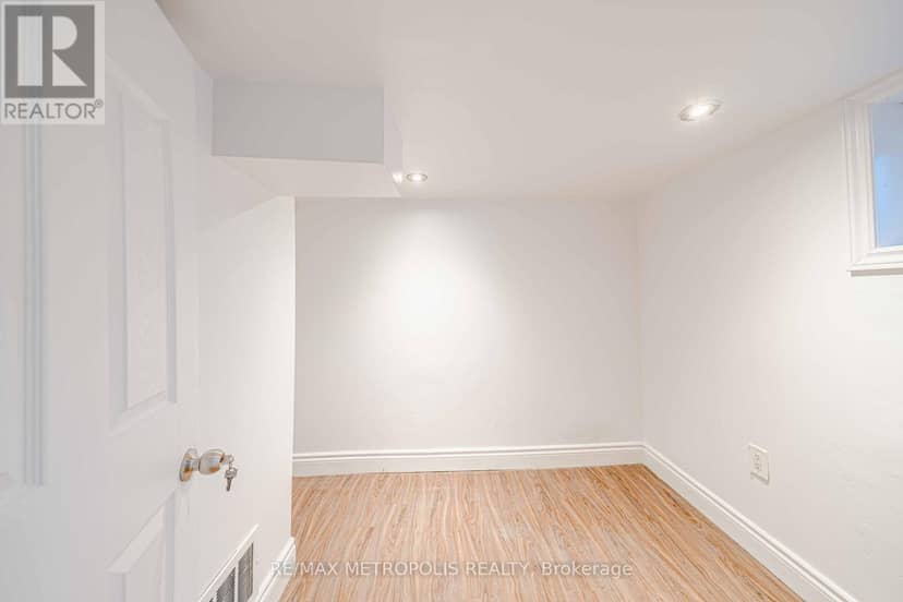 240 Division Street — photo 21 of 40