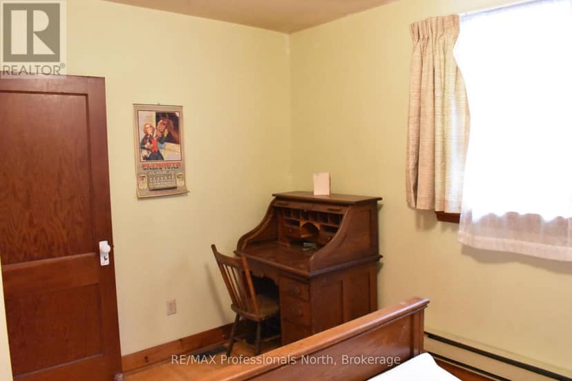 1418 Sedgwick Road — photo 15 of 40