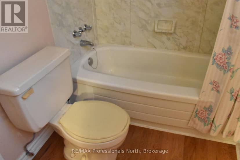 1418 Sedgwick Road — photo 19 of 40