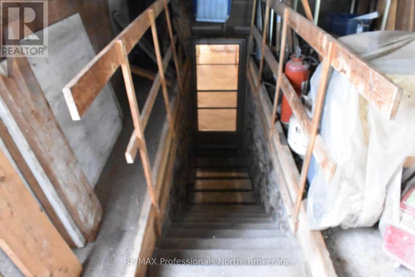 1418 Sedgwick Road — photo 35 of 40