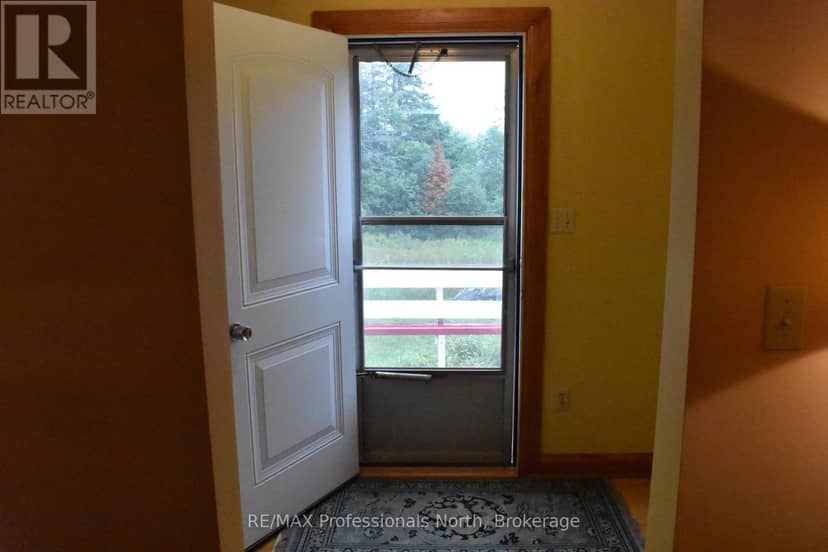 1418 Sedgwick Road — photo 4 of 40