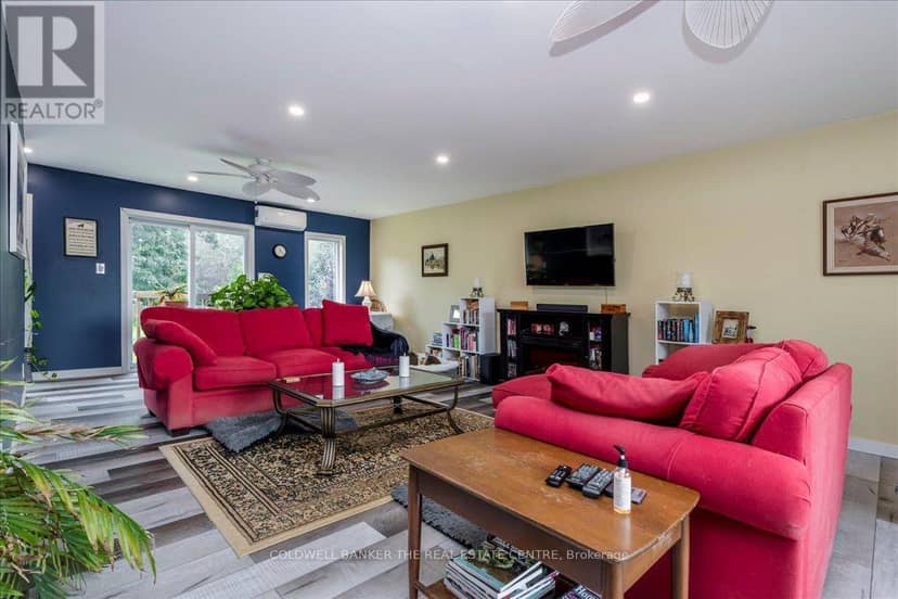 2593 Lawrence Avenue — photo 14 of 39
