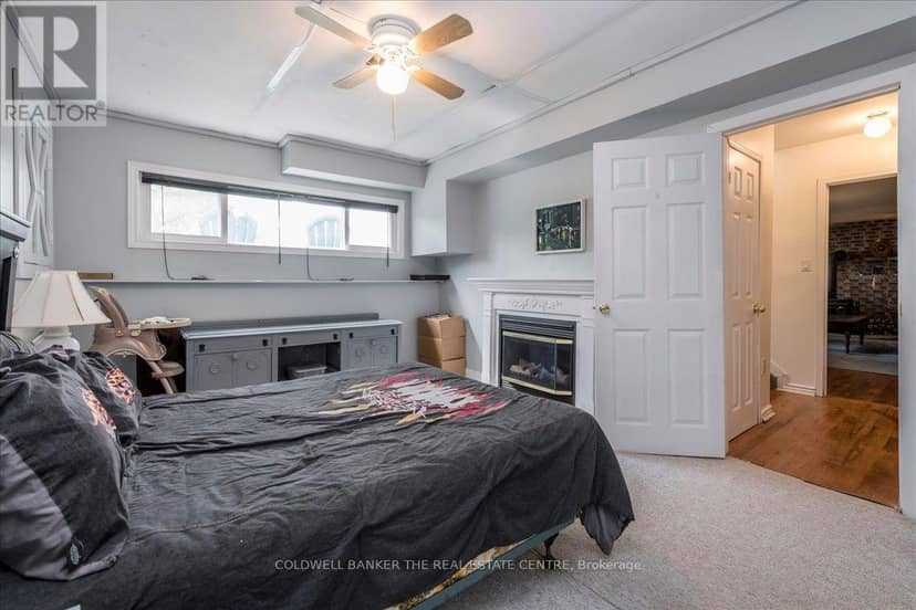 2593 Lawrence Avenue — photo 24 of 39