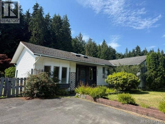 5890 Beaver Harbour Rd, Port Hardy