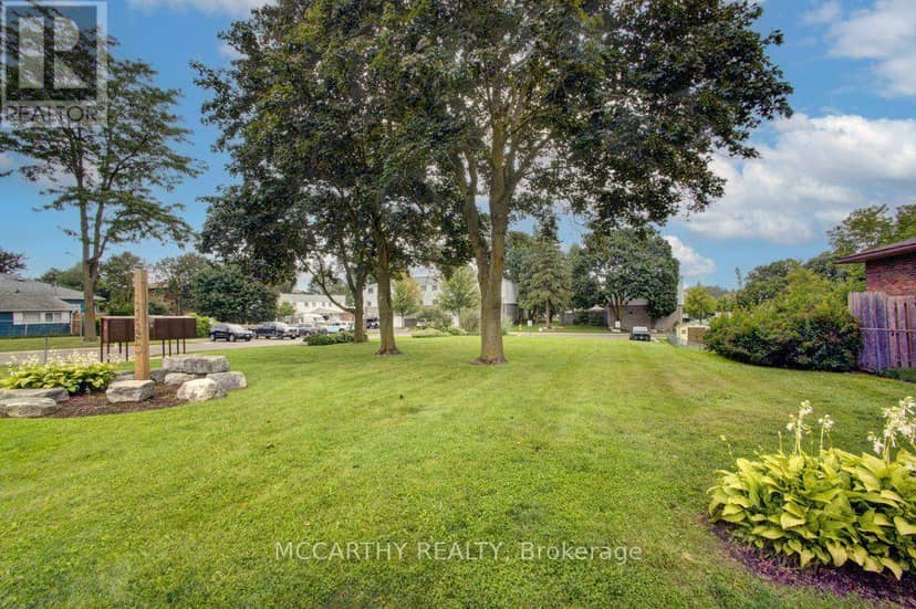 22 - 325 William Street — photo 33 of 40