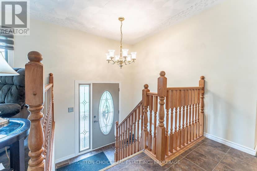 246 Yonge Street, Bonfield, photo 6