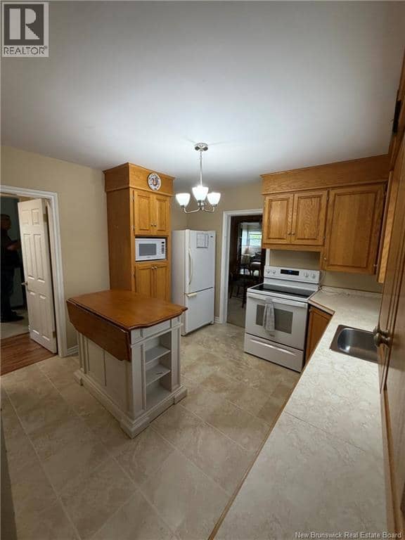4519 Route 106, Petitcodiac, photo 7