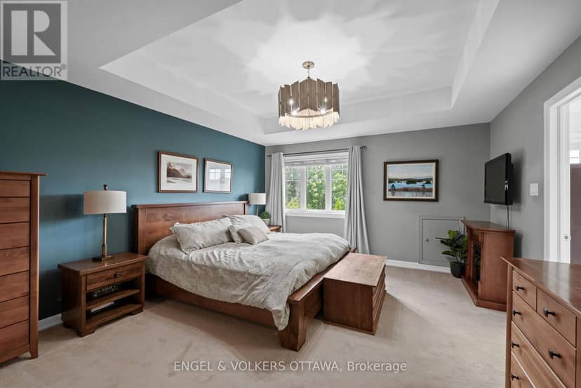 564 Erinwoods Circle — photo 20 of 40