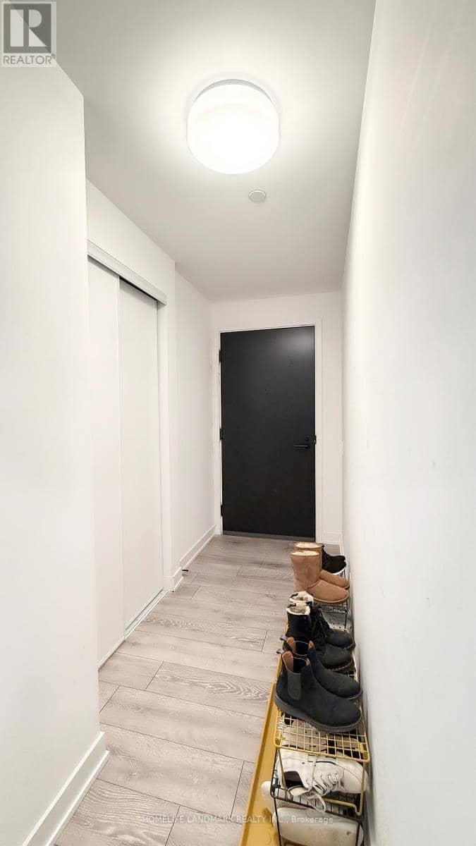 5002 - 108 Peter Street — photo 7 of 38