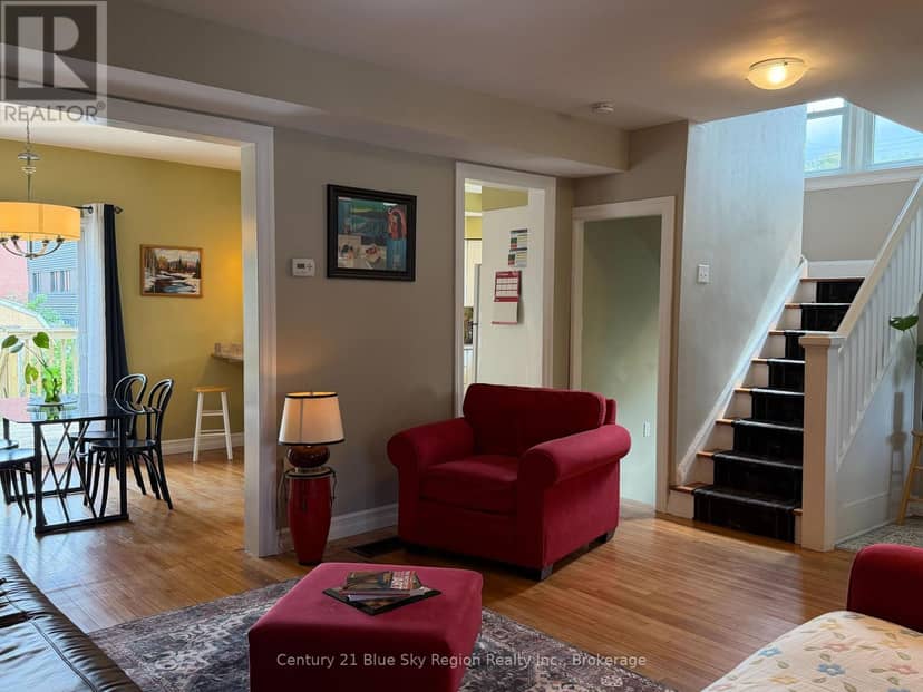 172 Fourth Avenue E — photo 12 of 25