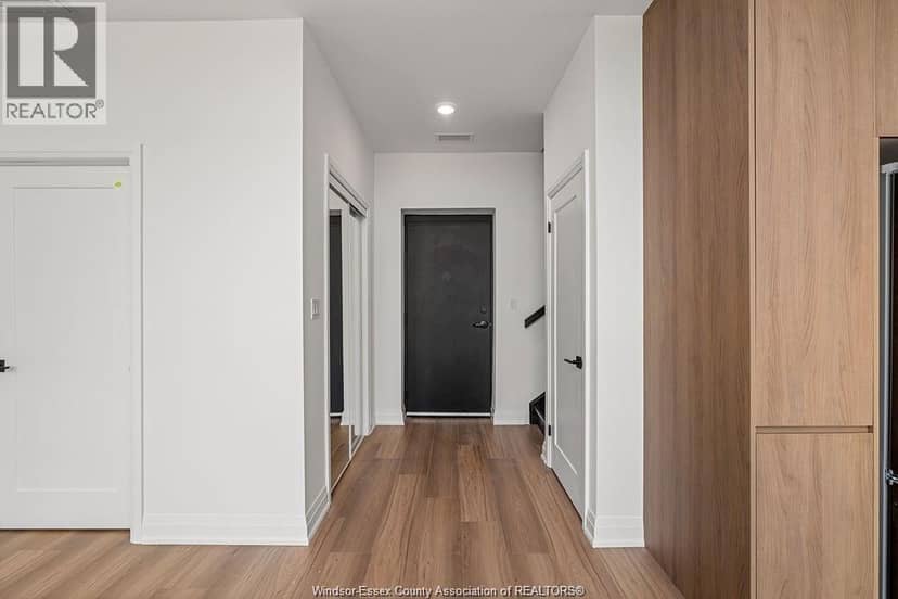 4400 LAURIER PARKWAY Unit# 212 — photo 4 of 31