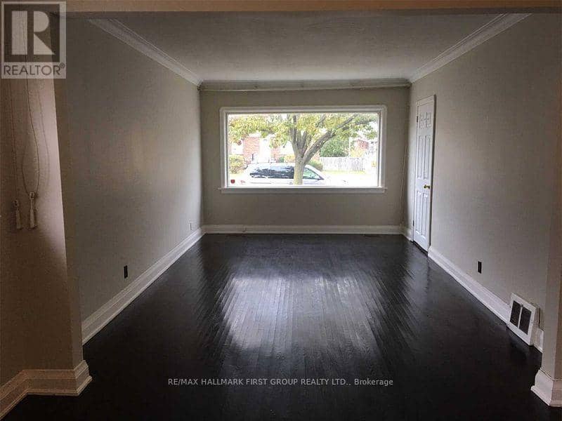 482 Warden Avenue — photo 16 of 29